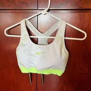 Vintage Nike Sports bra.